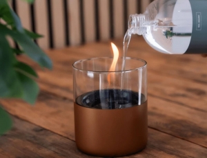 Σετ Gift Pack Επιτραπέζια εστία φωτιάς Lilly 10 & Tenderfuel 0.5lt Τenderflame με διάρκεια καύσης 9 - 10 ώρες, χωρητικότητα δεξαμενής 300ml και διαστάσεις 10x11.5cm - Copper 