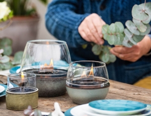 Επιτραπέζια Εστία Φωτιάς Tulip 14 Reactive Glaze Tenderflame με διάρκεια καύσης 4 - 5 ώρες, χωρητικότητα δεξαμενής 250ml και διαστάσεις 14.1x12.5cm - Green 