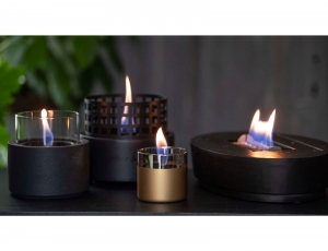 Επιτραπέζια Εστία Φωτιάς Carnation Tenderflame με διάρκεια καύσης 4 - 5 ώρες, χωρητικότητα δεξαμενής 500ml και διαστάσεις 32x22x7cm - Black 