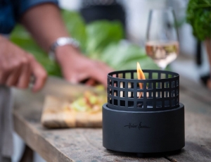Επιτραπέζια Εστία Φωτιάς Paarl Tenderflame με διάρκεια καύσης 3 - 4 ώρες, χωρητικότητα δεξαμενής 250ml και διαστάσεις 16x15cm - Black  