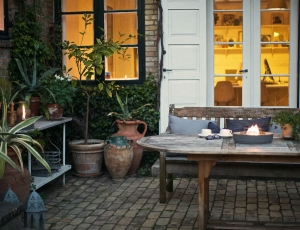 Επιτραπέζια Εστία Φωτιάς Carnation Tenderflame με διάρκεια καύσης 4 - 5 ώρες, χωρητικότητα δεξαμενής 500ml και διαστάσεις 32x22x7cm - Concrete 