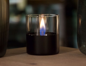 Επιτραπέζια Εστία Φωτιάς Lilly 10 Tenderflame με διάρκεια καύσης 9 - 10 ώρες, χωρητικότητα δεξαμενής 300ml και διαστάσεις 10x11.5cm - Black